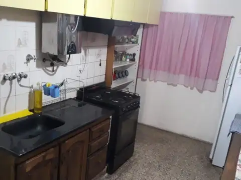 CASA 4 AMBIENTES CON LOCAL ESCUCHA OFERTA
