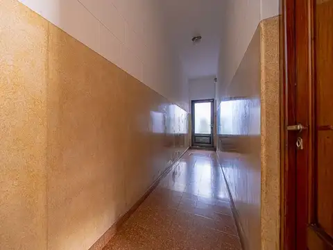 Depto Tipo Casa en Venta en Parque Chacabuco, USD 90.000