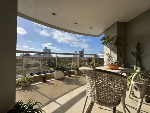Departamento 4 ambientes con 3 baños
