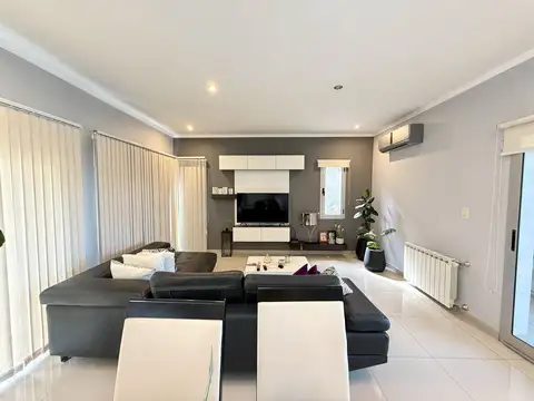 Casa en Venta al Noreste