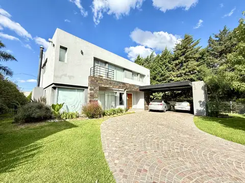 Casa en Venta de 3 dormitorios