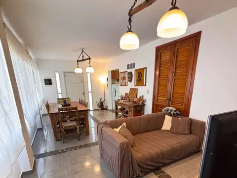 Isabel La Católica 3200