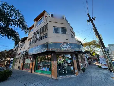 "Venta de Departamento de 3 ambientes en Calle Andrés Baranda: ¡Una oportunidad excelente!...