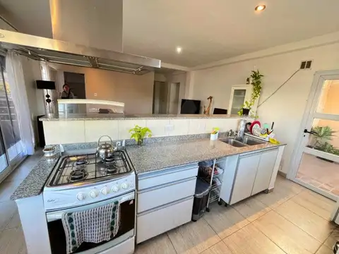 Casa en Venta en Quilmes, USD 120.000