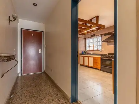 Departamento 4 ambientes con 2 baños