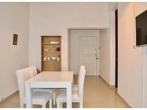 Departamento amoblado de 3 ambientes en el centro