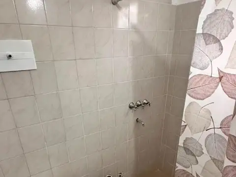 Casa en Alquiler con 1 cochera