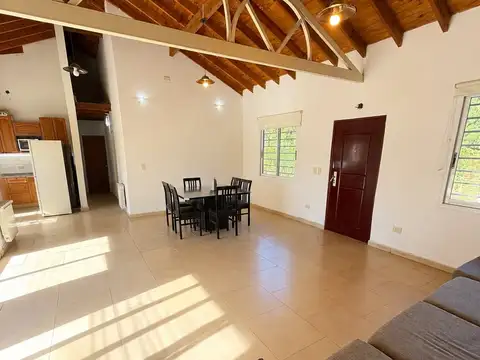 Casa 4 ambientes con 3 baños