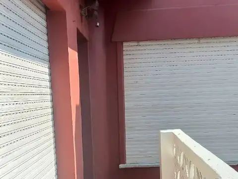 Deapartamento 1º Piso de 3 Amb. con terraza