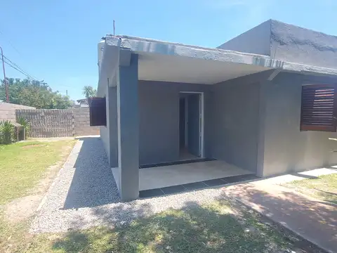 Departamento tipo casa en alquiler en Moron