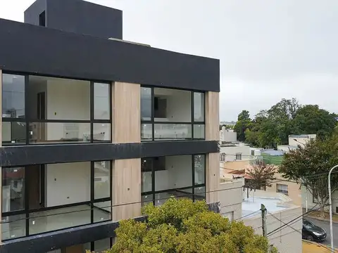 VENTA AL POZO DEPARTAMENTO DOS AMBIENTES CENTRICO