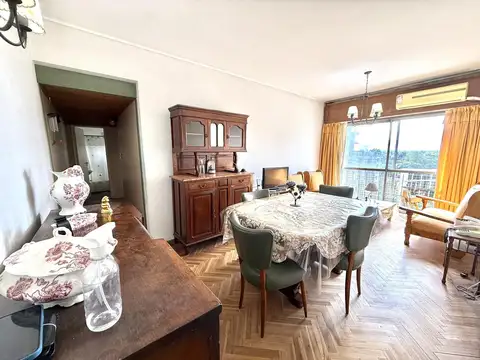 Departamento 3 ambientes en venta - Remedios de Escalada a metros del centro y Avenida Yrigoyen