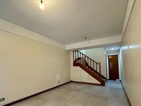 Alquiler de PH de 4 ambientes en Ramos Mejía