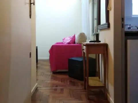 Pasco 156 e/ Adolfo Alsina y Avenida Hipólito Yrigoyen