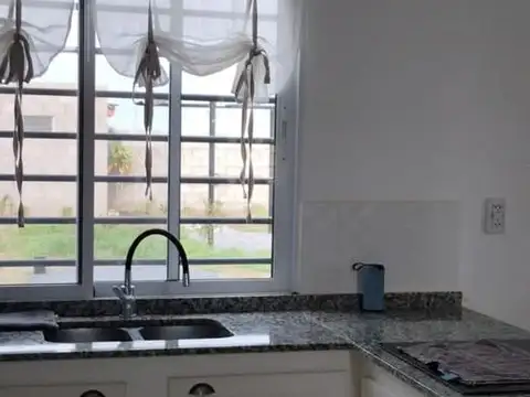 Quinta en Alquiler Temporal de 4 dormitorios