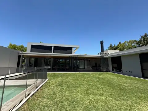 Casa en Venta en La Melinca, USD 620.000