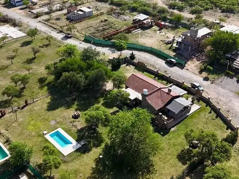 Casa en Venta en Villa Parque Siquiman, USD 165.000