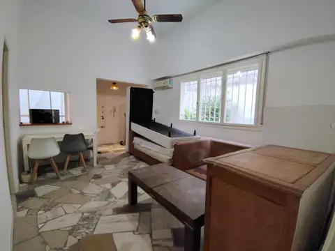 Depto Tipo Casa en Venta 50 años