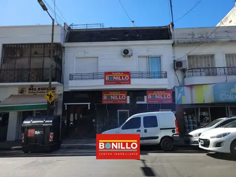 Alquiler de Local 3x6 al FRENTE en Villa Devoto 