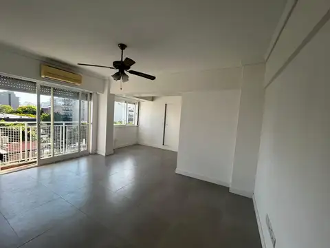 G. Mistral 2400, Piso 5