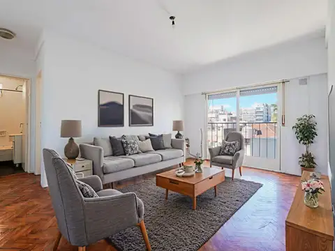 Venta departamento 2 ambientes a reciclar en Villa del Parque