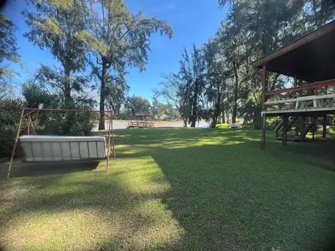 Casa 3 ambientes con 2 baños