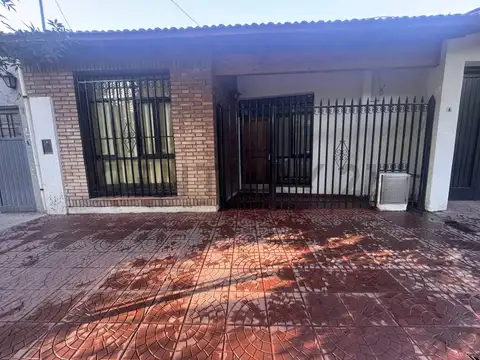 VENTA DE CASA-VILLA NUEVA - GUAYMALLEN