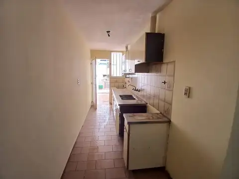 VENTA CASA BARRIO UJEMVI - LAS HERAS