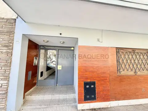 Depto Tipo Casa en Alquiler 50 años