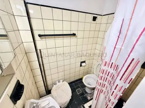 Depto Tipo Casa 2 ambientes con 1 baño