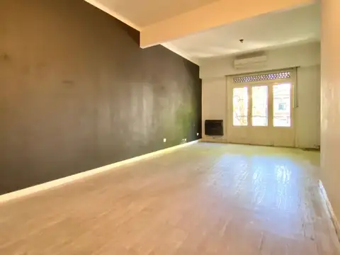 Depto Tipo Casa en Venta 27 años