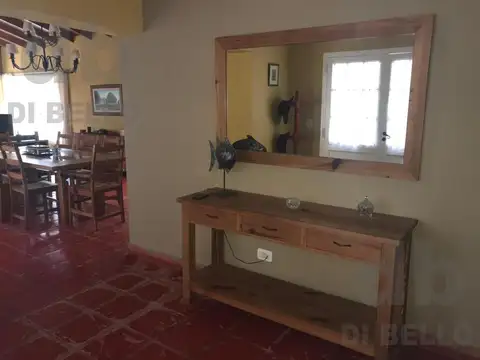 Casa 7 ambientes con 3 baños