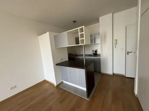 Departamento en Alquiler con 1 cochera