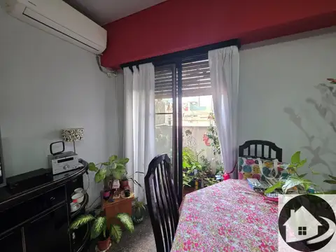 Depto Tipo Casa 2 ambientes con 1 baño