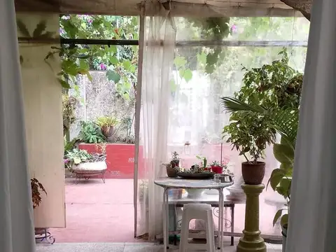 Depto Tipo Casa en Venta con 1 cocheras