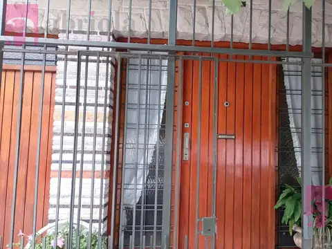 Depto Tipo Casa en Venta de 4 ambientes