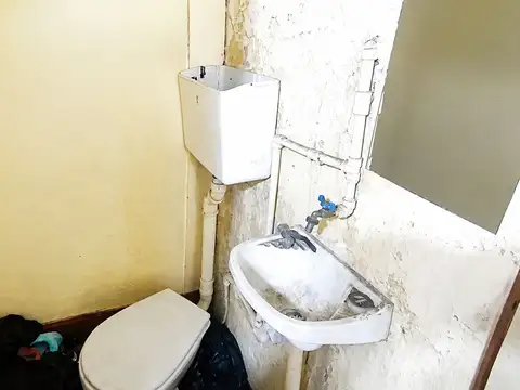 Local en Venta 56 años