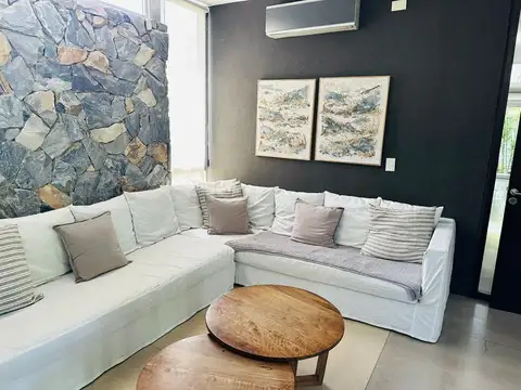 Casa en Alquiler Temporal al Sureste