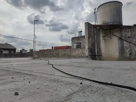 Venta de Casa 4 AMBIENTES en Ciudadela, Tres de Febrero.