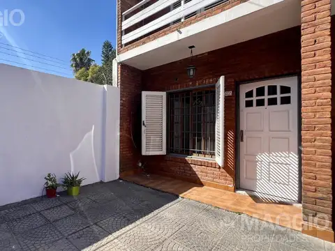 VENTA PH VILLA LUZURIAGA