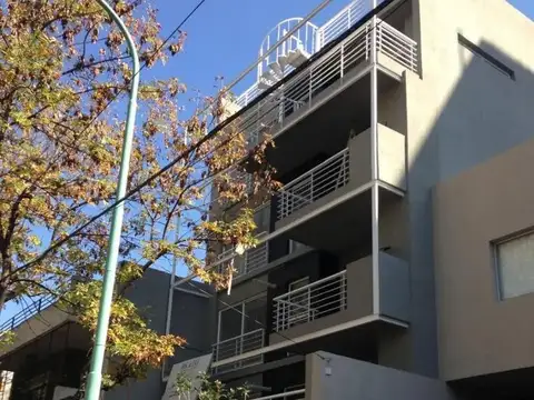  Departamento 3 Ambientes con Cochera – Virrey Avilés 