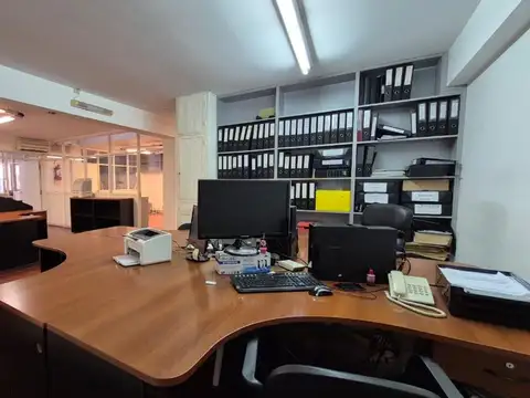Oficina Monoambiente con 2 baños