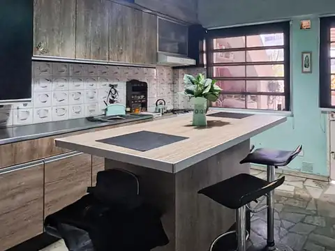 Depto Tipo Casa en Venta de 4 ambientes