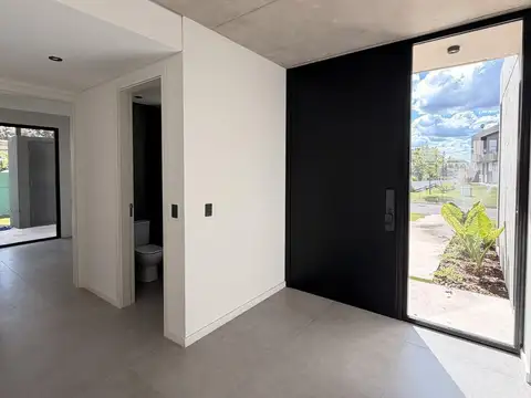Casa en Venta, La Calesa Pilara