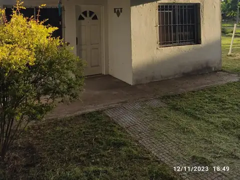 Casa en venta - 2 Dormitorios 1 Baño - 3000mts2 - Cazon