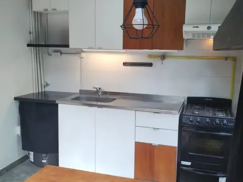 Depto Tipo Casa en Alquiler en Ingeniero Maschwitz, $ 820.000