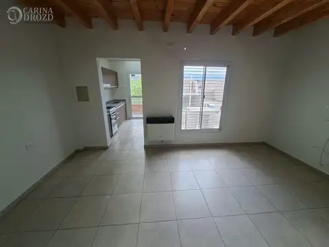 Departamento en Alquiler en Villa Nueva de Guaymallen, $ 700.000
