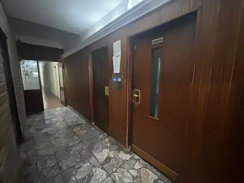 Oscar Salguero 2100, Piso 1