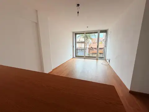 Departamento en Alquiler en Moron Sur, $ 570.000