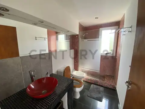 Venta de Casa 5 AMBIENTES 3 DORMITORIOS en Malibú, Presidente Perón                        ...